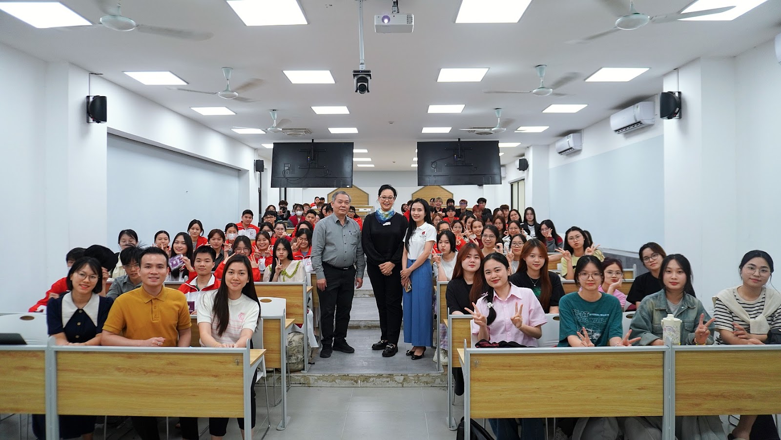 [Recap] Open Lecture “Is AI a Threat to the Communication Industry?” – An International Perspective by Dr. Sarah Keith (Macquarie University, Australia)